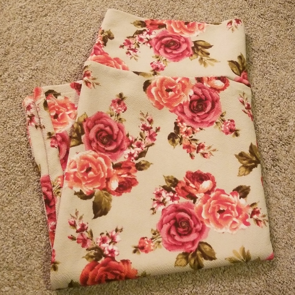 Floral Cassie